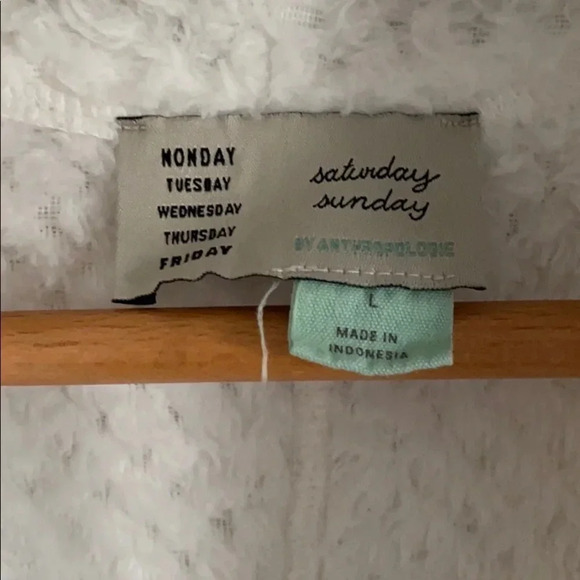 Anthro Saturday Sunday Fluffy White Fleece Vest - Picture 10 of 11